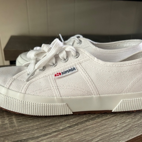 Superga Canvas White Tennis Shoe Sneaker - Picture 3 of 7